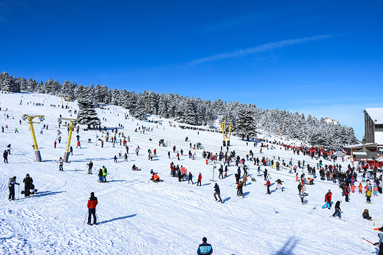 Xizək mərkəzində FACİƏ - 5 yaşlı uşaq həyatını itirdi