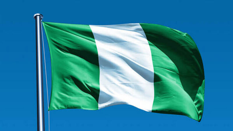 25 mərtəbəli bina yandı - Ölənlər və xəsarət alanlar var