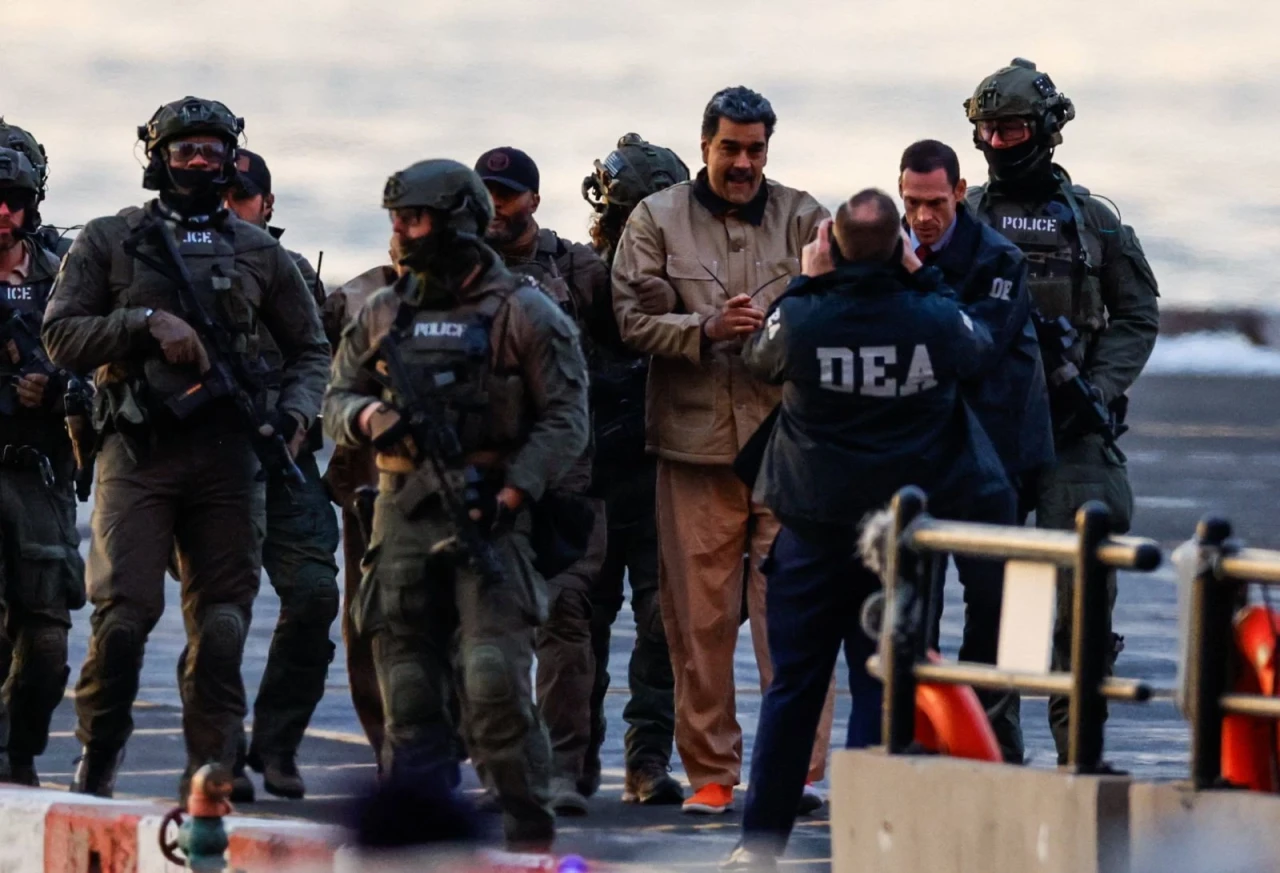 Maduro və həyat yoldaşı məhkəməyə gətirildi - FOTOLAR
