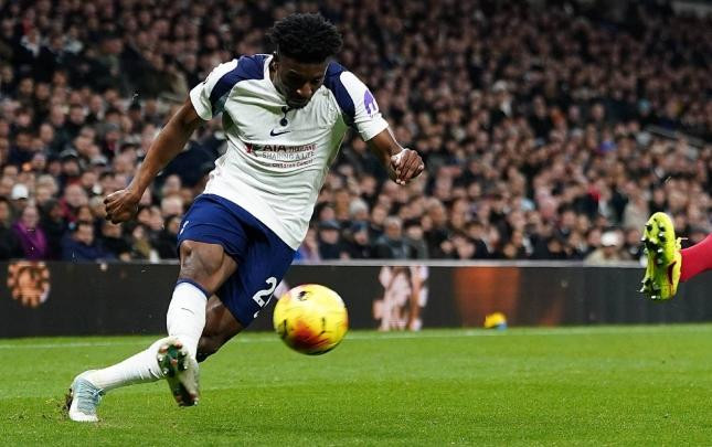 \"Tottenhem\"in futbolçusu sıradan çıxdı