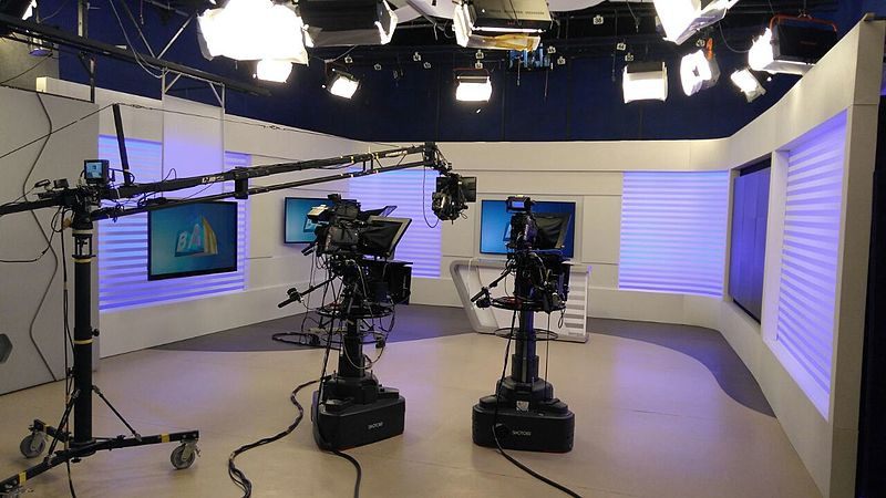 Azərbaycanda 3 televiziyanın, 1 radionun yayımı dayandırılacaq