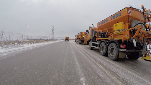 Yollar qardan və buzdan belə təmizləndi - VİDEO