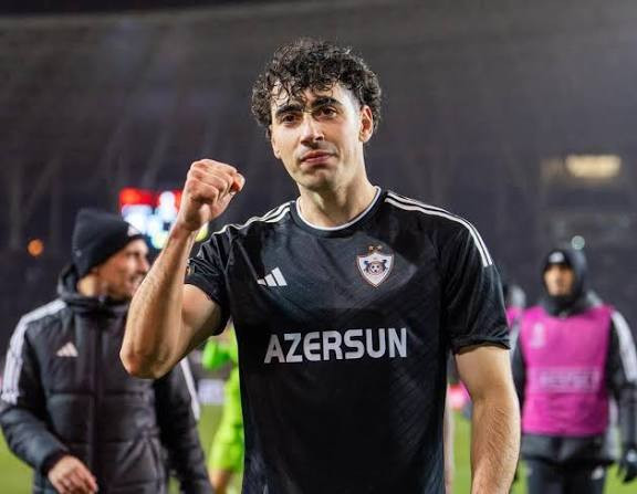 “Oyun gedə-gedə düşünürdüm” - Son dəqiqə qolunu şərh etdi