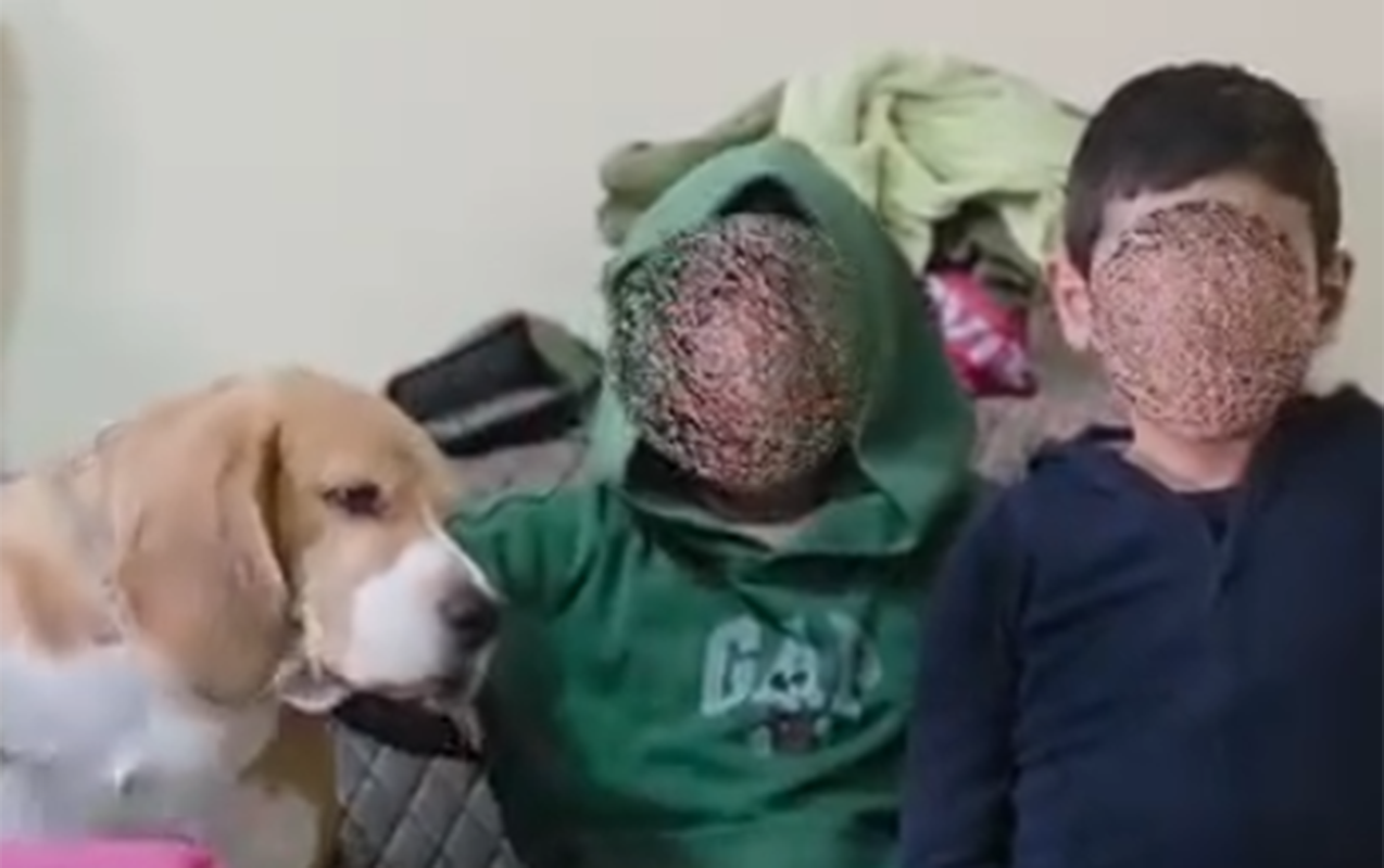 Bakıda ana 2 uşağını gözəllik salonunda qoyub getdi&nbsp;