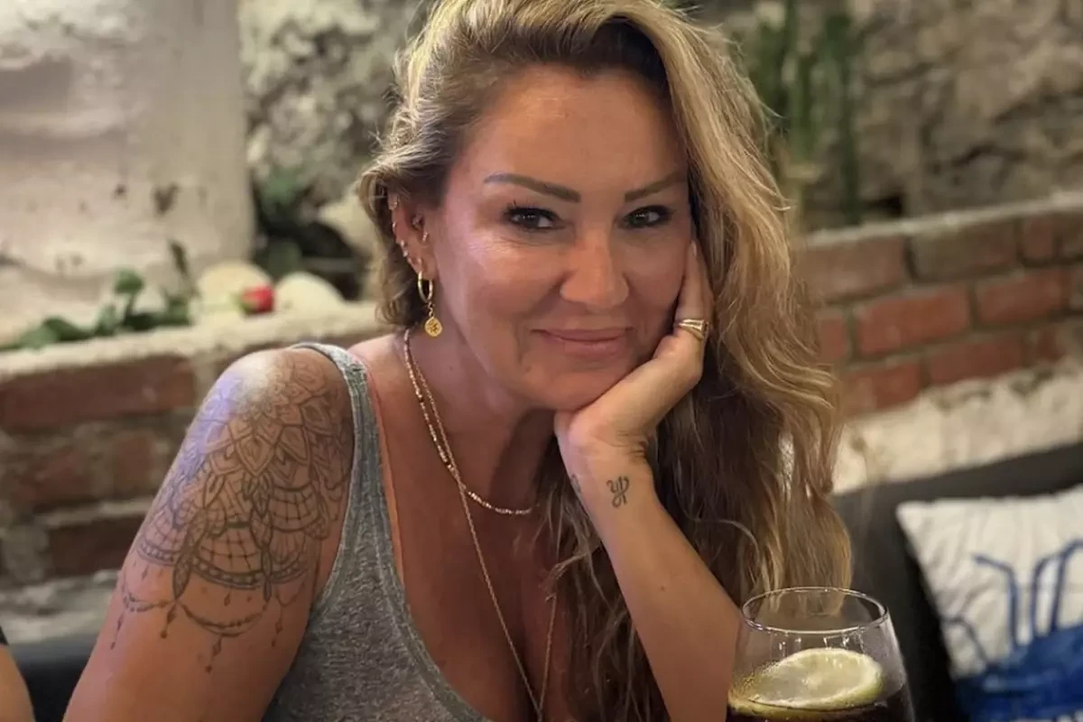 Tanınmış aktrisanın qızı ilə bu fotosu gündəm oldu