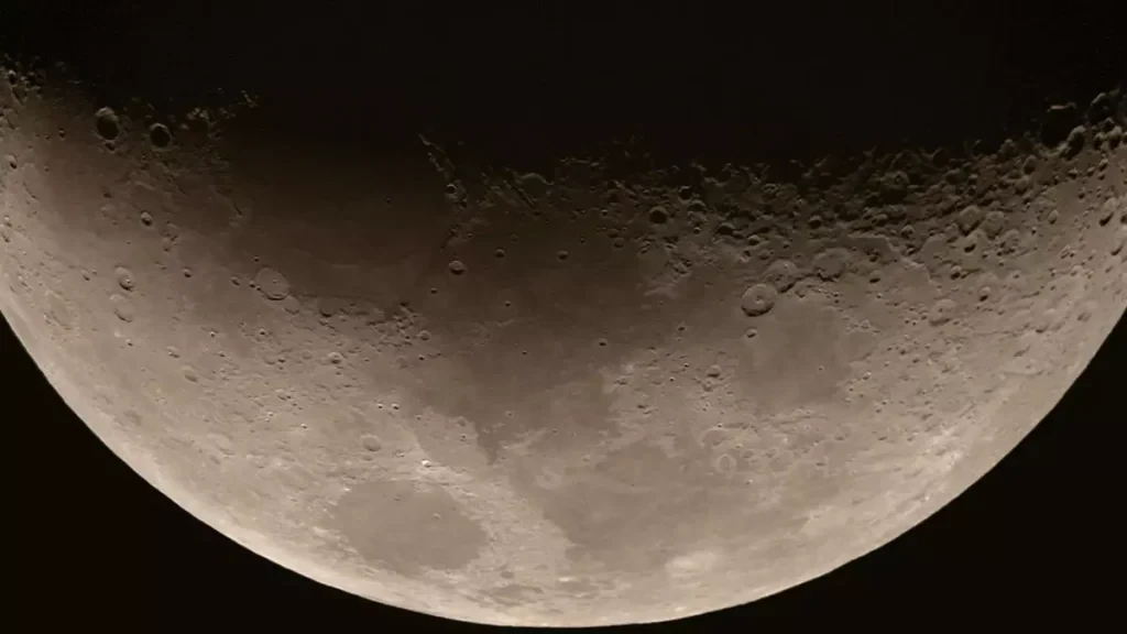 Ayda otel tikiləcək - 2032-ci ildə hazır olacaq