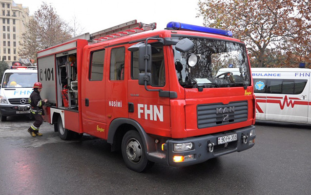 Bakıda restoran yandı - VİDEO