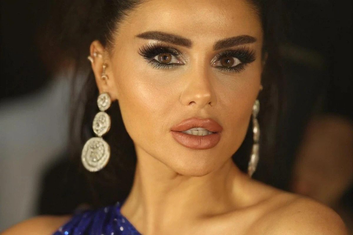 \"Azərbaycanda ifaçını alqışlamırlar\" - Günel Zeynalova 