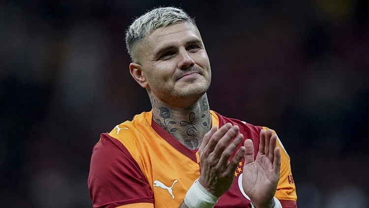 \"Qalatasaray\" İkardinin transferi üçün \"Yuventus\"la görüşdü