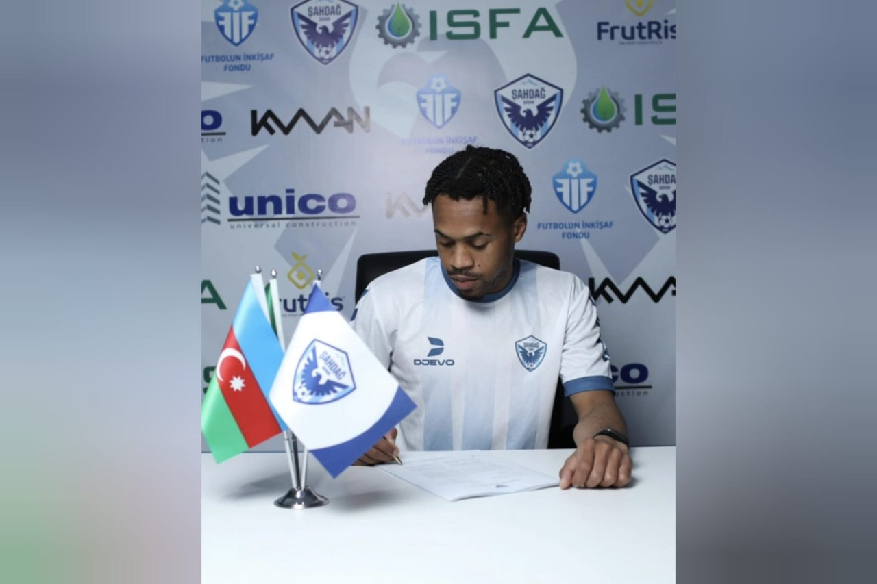 Azərbaycanın Liqa klubu anqolalı futbolçunu transfer etdi