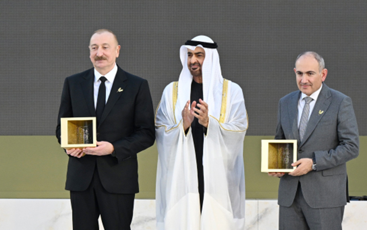 Prezident mükafata görə belə təşəkkür etdi - FOTO