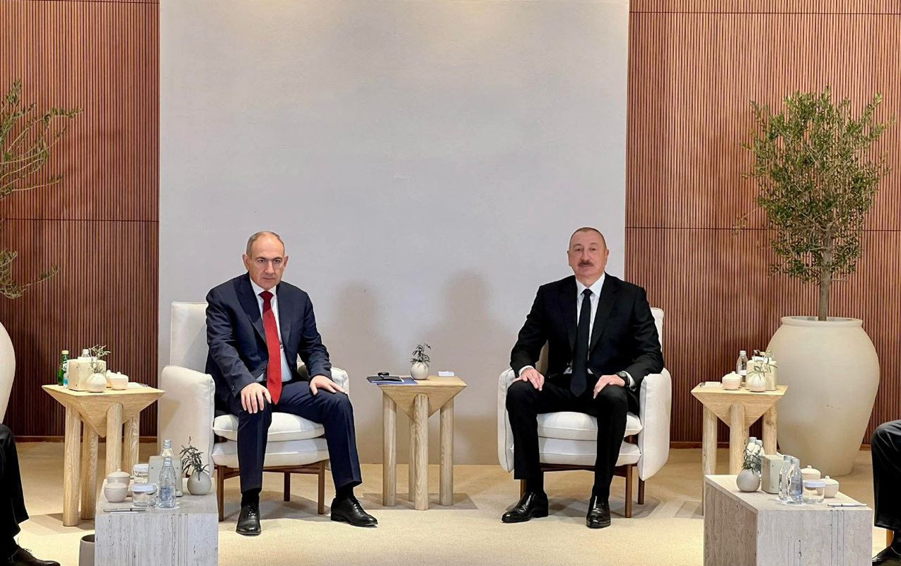 İlham Əliyev və Nikol Paşinyan arasında görüş keçirilir