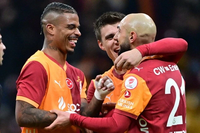 “Qalatasaray” qələbə qazandı