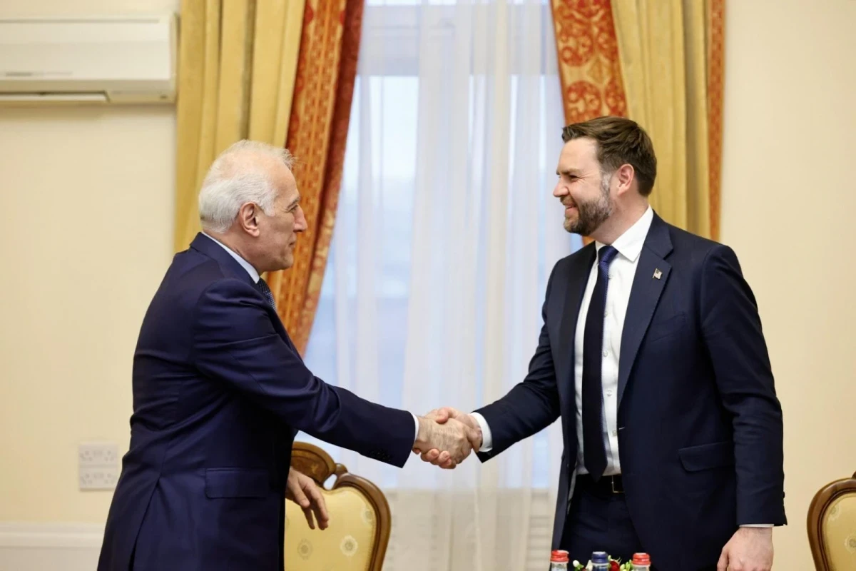 Ermənistan Prezidenti Cey Di Venslə görüşdü