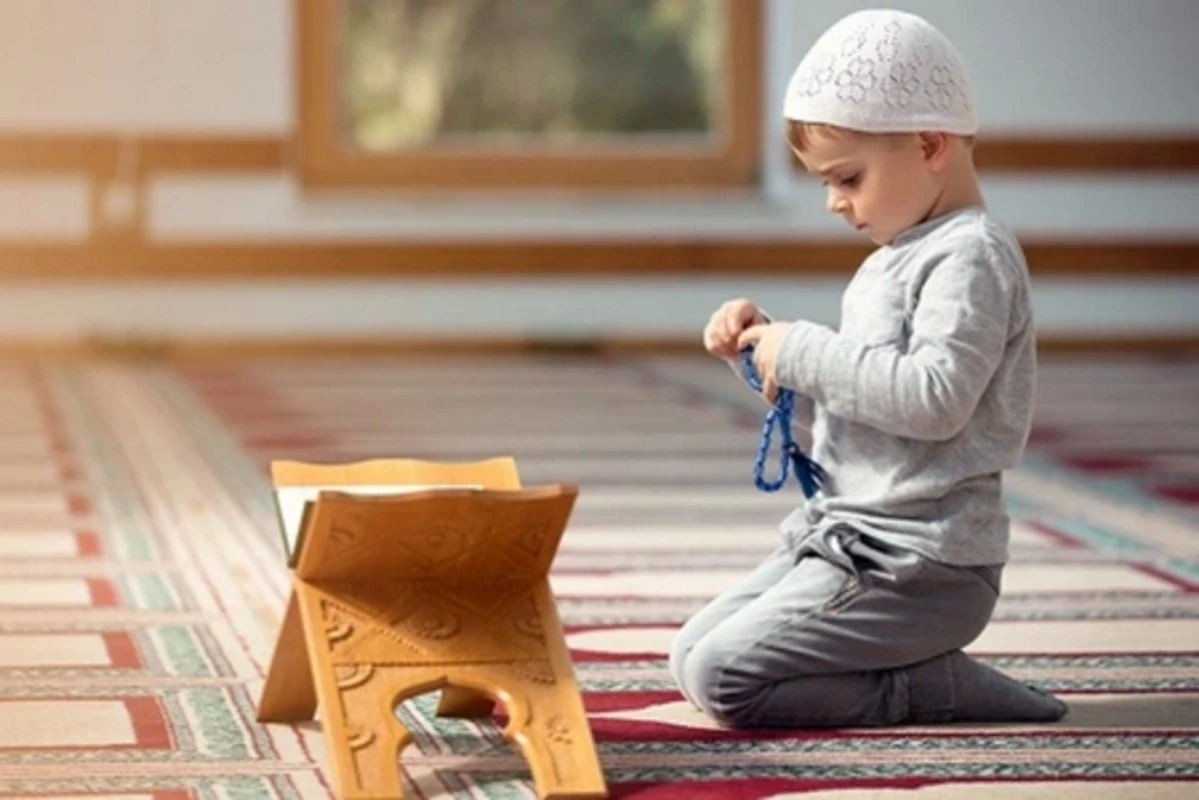 Azərbaycanda uşaqları dinə məcbur etmək qadağan edilir