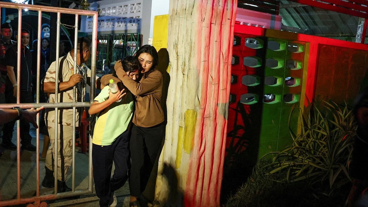 Eyni gündə üç ölkədə məktəbə silahlı hücum - Dünya silkələnir