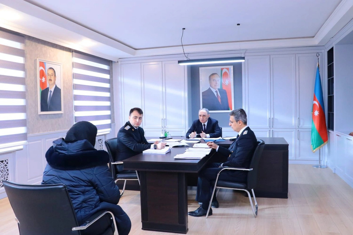 Kamran Əliyev Suraxanıda vətəndaşları qəbul etdi - FOTOLAR