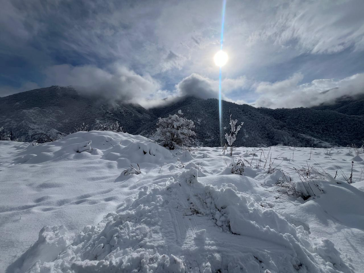 Kəlbəcərə 40 santimetrədək qar yağdı - FOTO/VİDEO