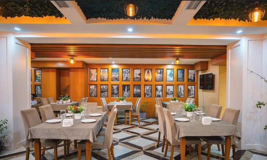 Bakıda məşhur restoran bağlandı - VİDEO