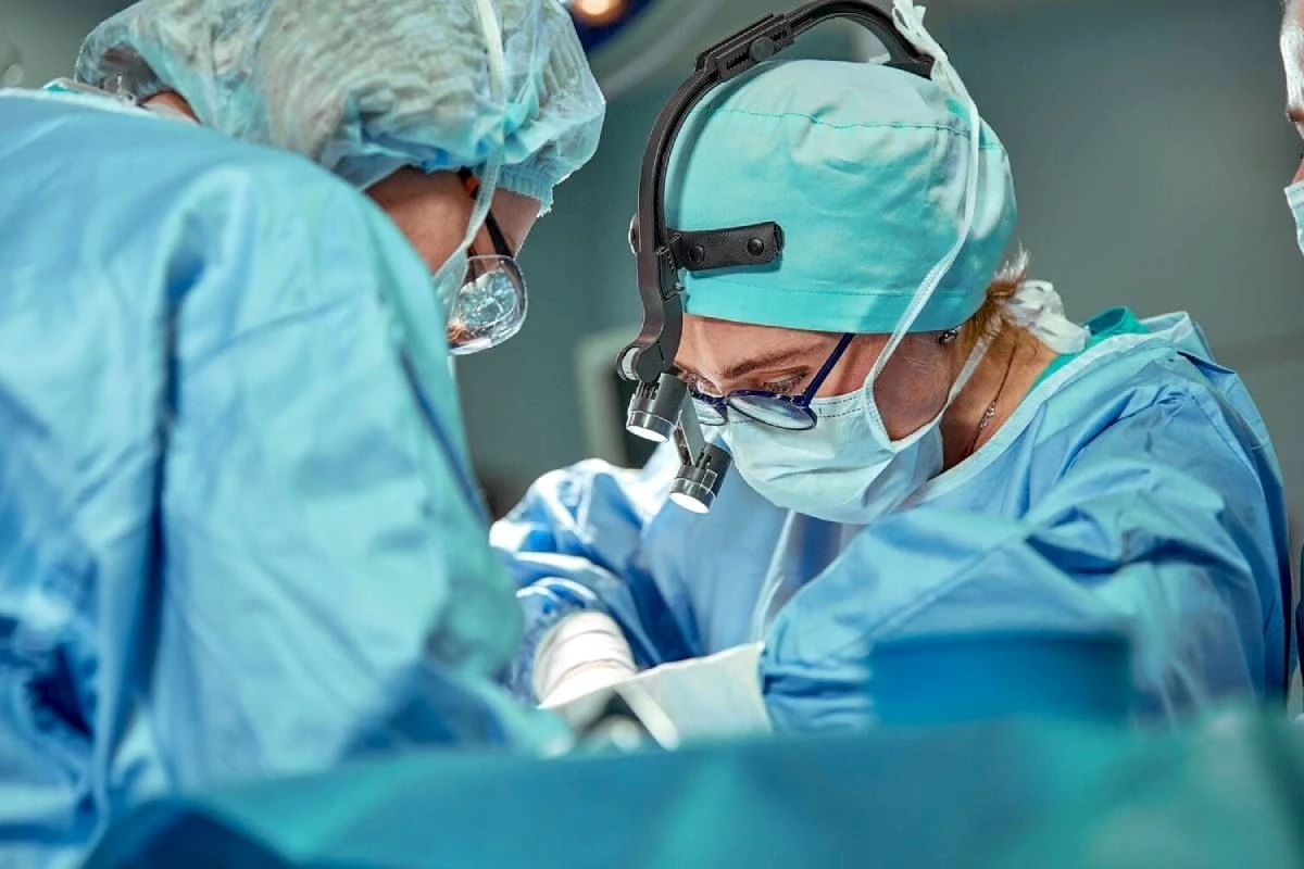 Bakıda estetik əməliyyat etdirən qadın öldü