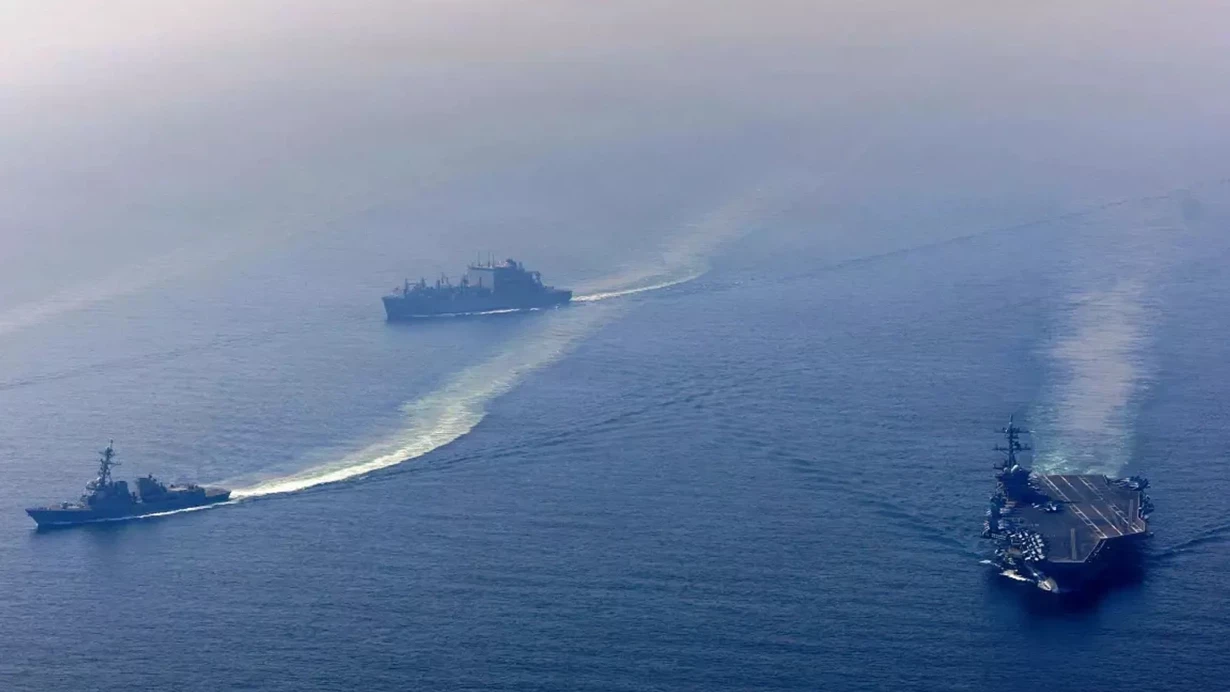 ABŞ İran yaxınlarına savaş gəmiləri yerləşdirdi