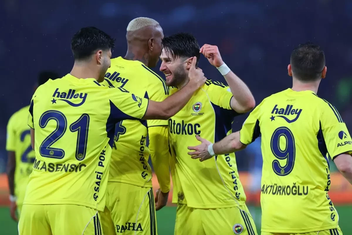 Məşhur ulduz \"Fənərbağça\"nın yeni hakimi olacaq