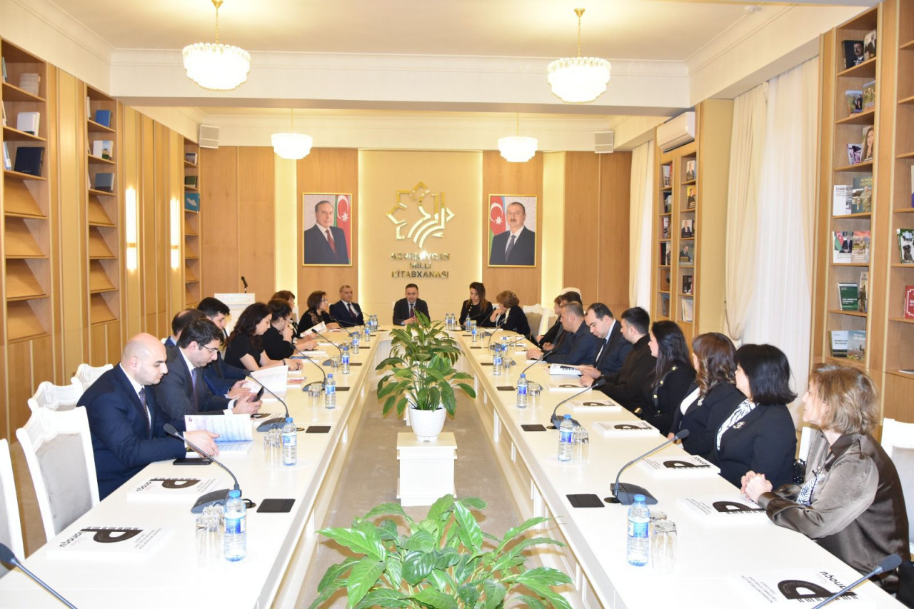 “Balaca pianoçu” dərs vəsaitinin təqdimatı keçirildi - FOTOLAR