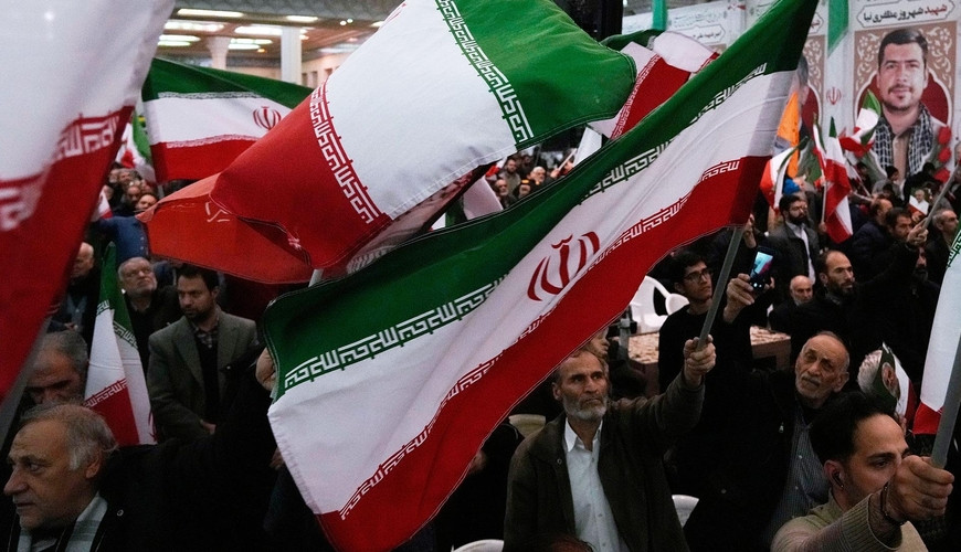 İran etirazçılara kömək edən həkimləri təqib edir