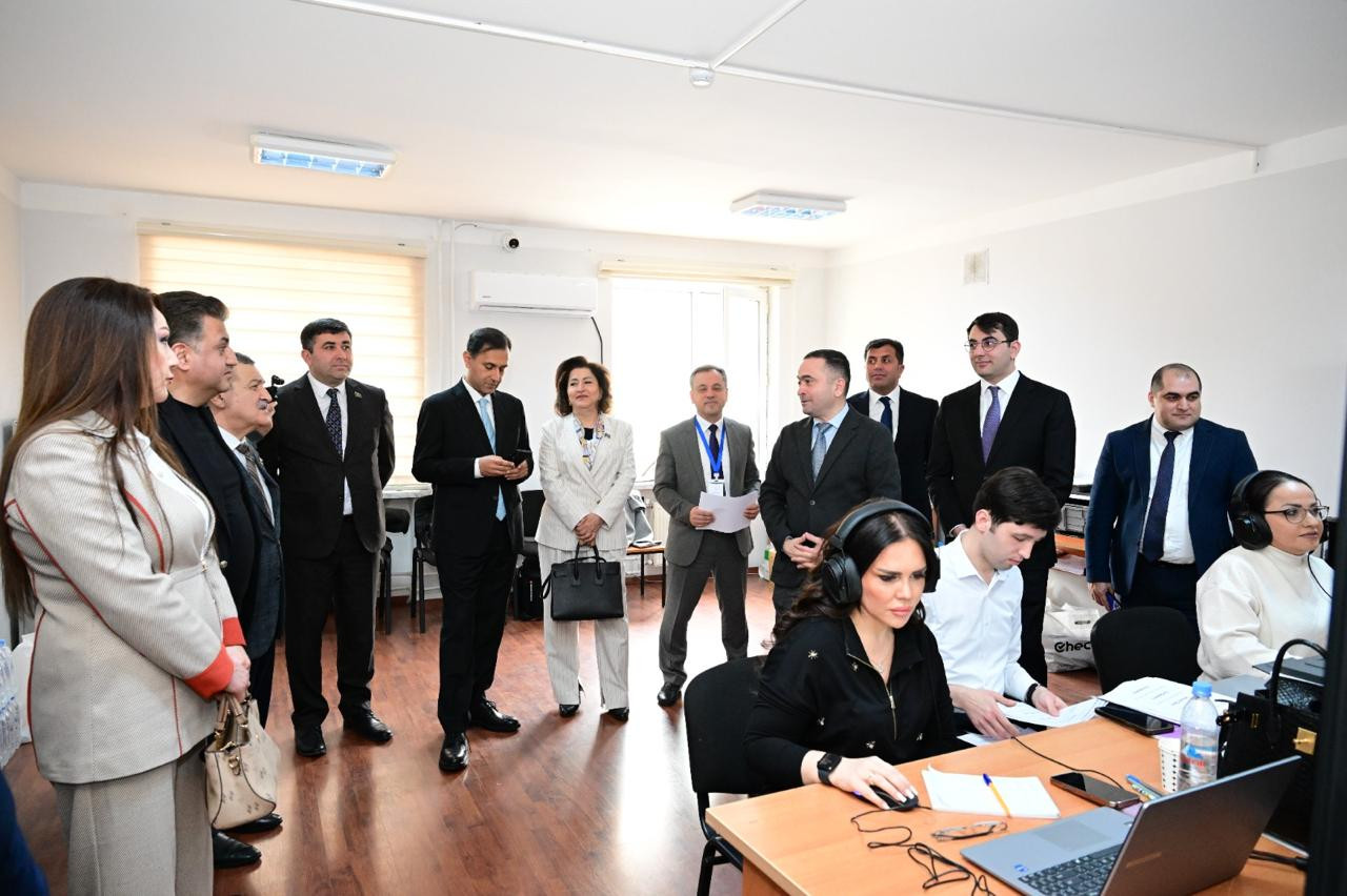 Millət vəkilləri və incəsənət xadimləri attestasiya prosesini müşahidə ediblər - FOTOLAR