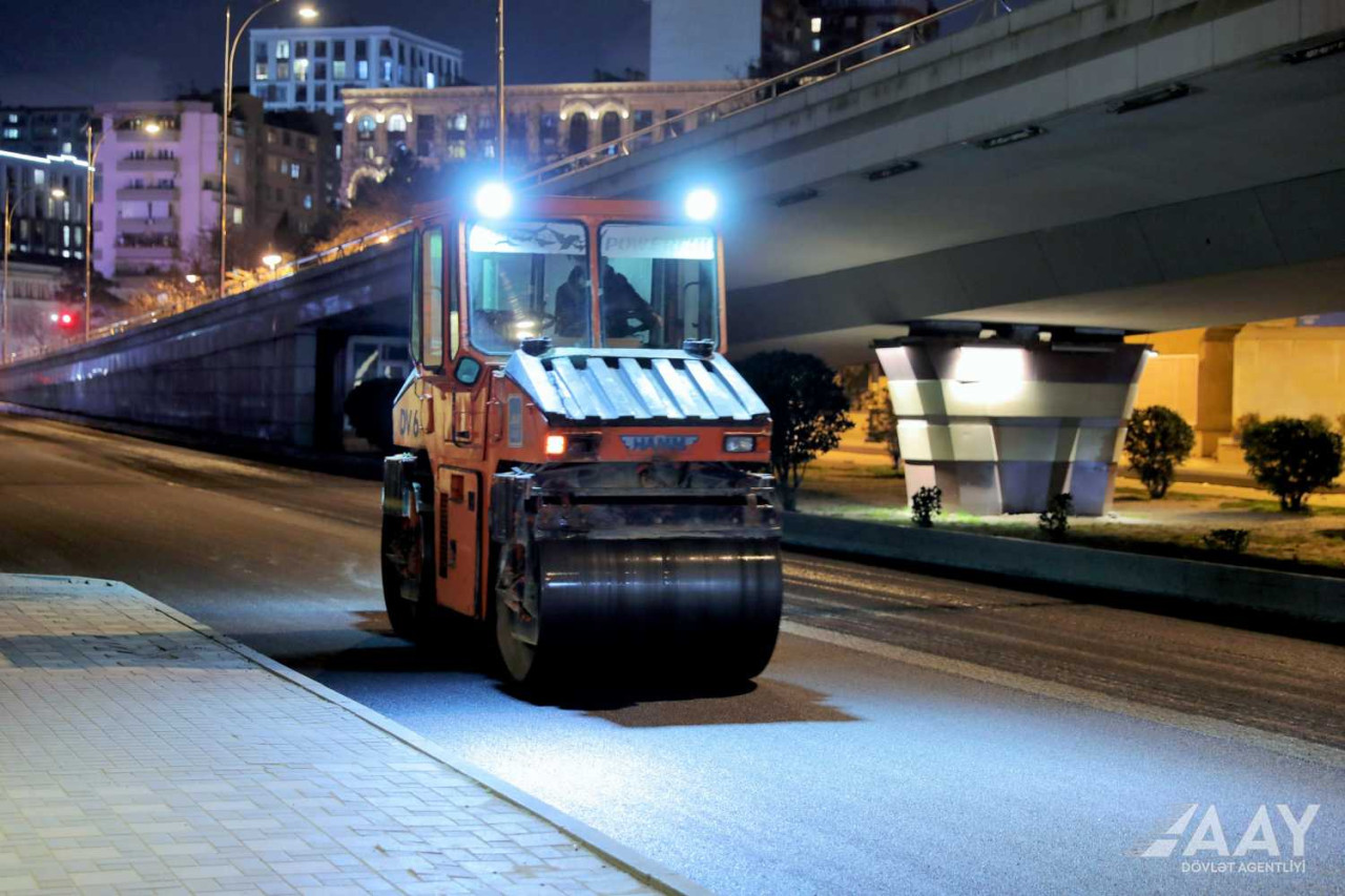 Bakıda daha bir küçə gecə saatlarında təmir olundu - VİDEO/FOTO