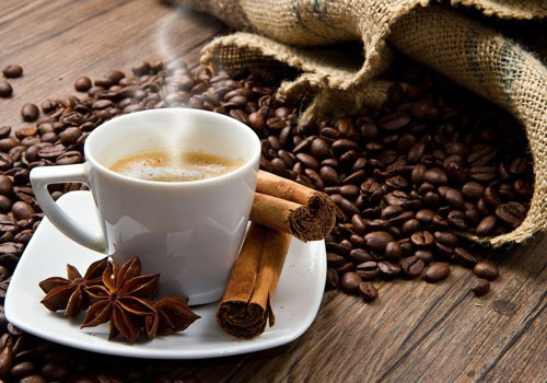 Yüksək təzyiq zamanı qəhvə içmək olarmı?