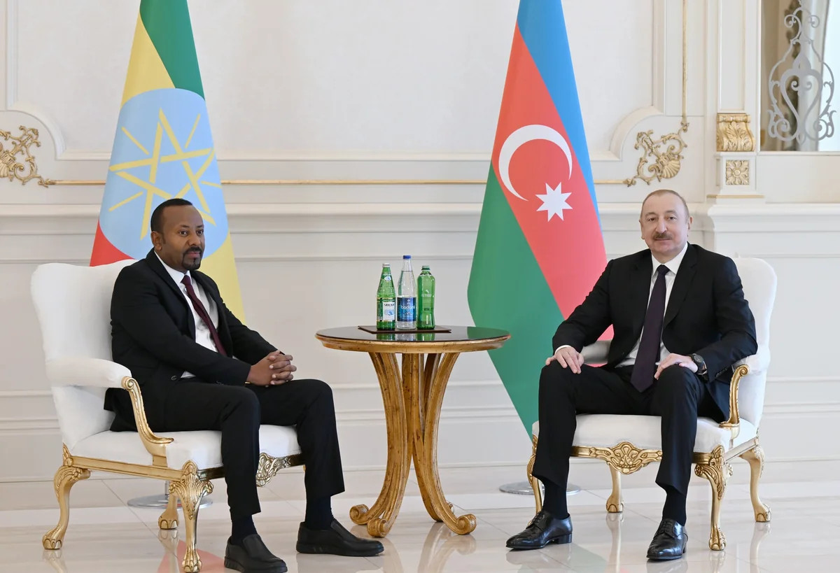İlham Əliyevin Efiopiyanın Baş naziri ilə təkbətək görüşü oldu