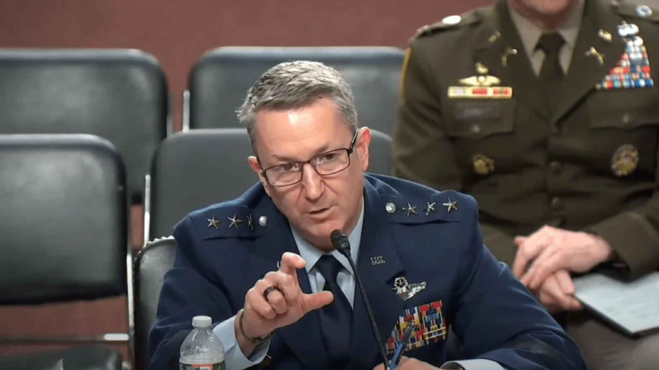 \"İranın daxilinə doğru irəliləməyə başlayırıq, daha dərin zərbələr endirəcəyik\"