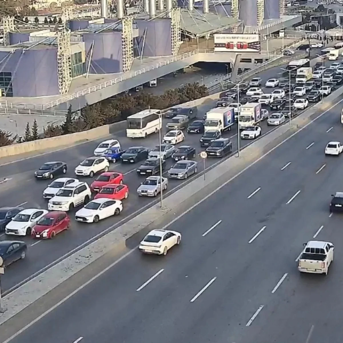 Bakının bu yollarında TIXAC var