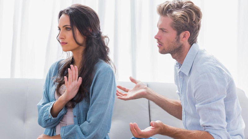 İnsanları sizdən dərhal uzaqlaşdıran 11 davranış&nbsp;