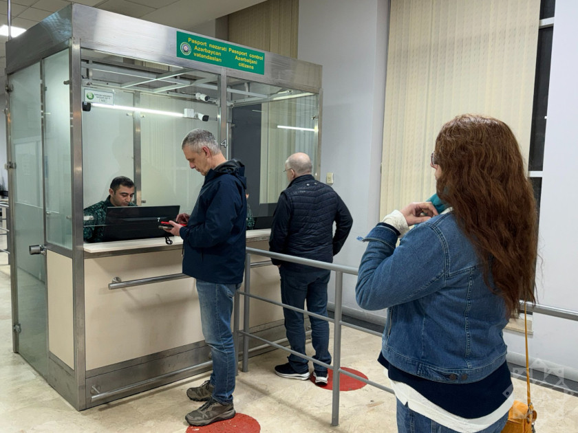 5 ölkənin diplomatları İrandan Azərbaycana təxliyə olundu