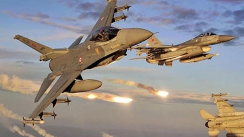 İsrail ordusu SEPAH qərargahına zərbə endirdi