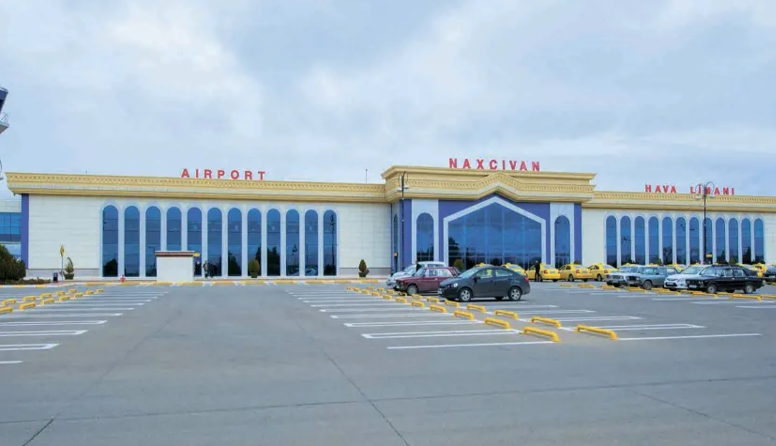 Naxçıvan aeroportunun fəaliyyəti bərpa edildi