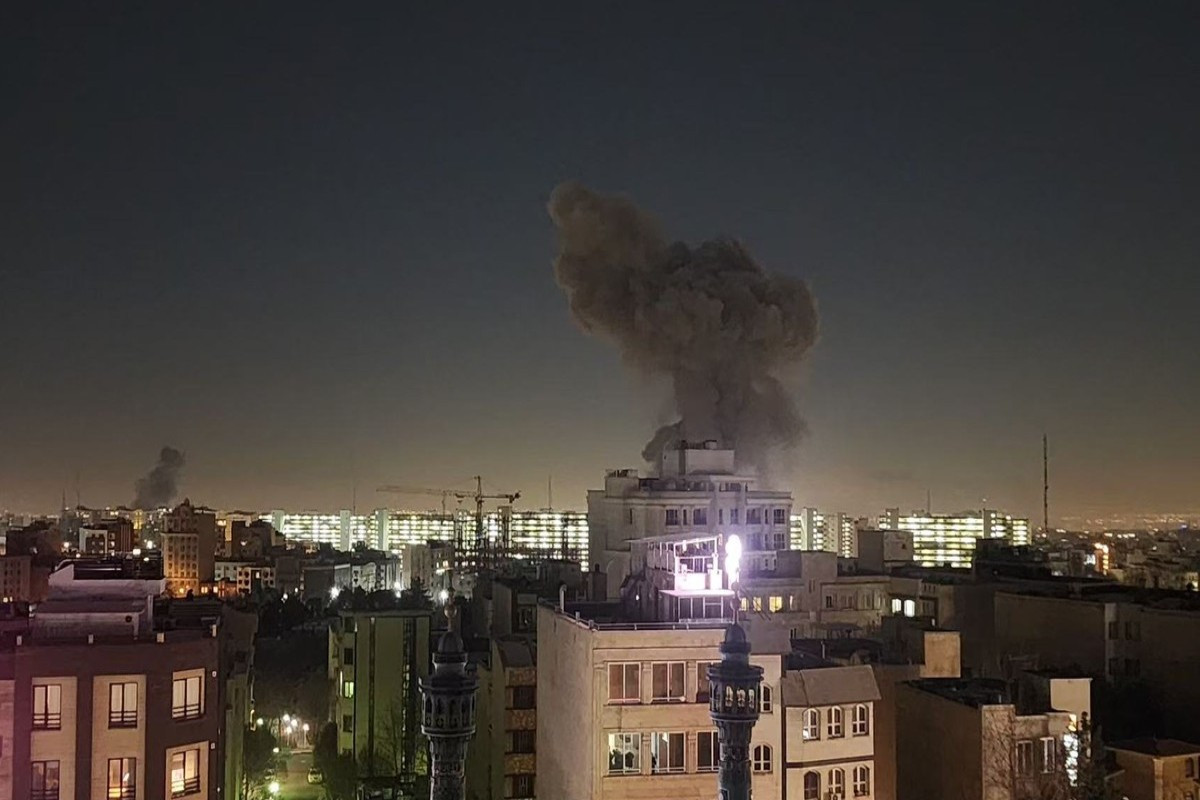 Zərbələr nəticəsində İranda ölən uşaq və qadınların SAYI