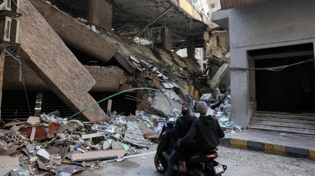 İranda minlərlə mülki obyektə ziyan dəyib