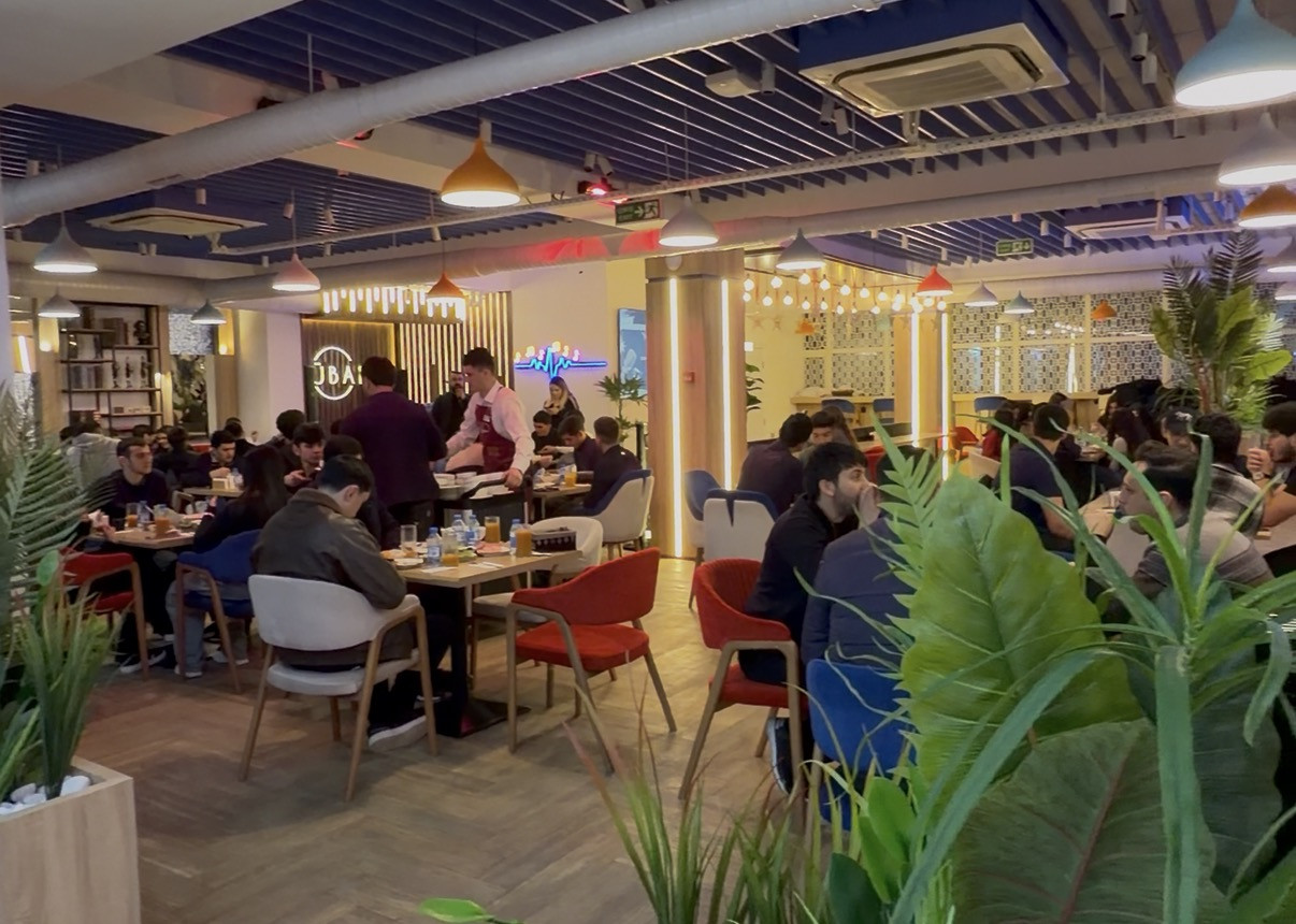 \"Səhliyalı\" şirkəti Xankəndi şəhərində iftar süfrəsi təşkil etdi