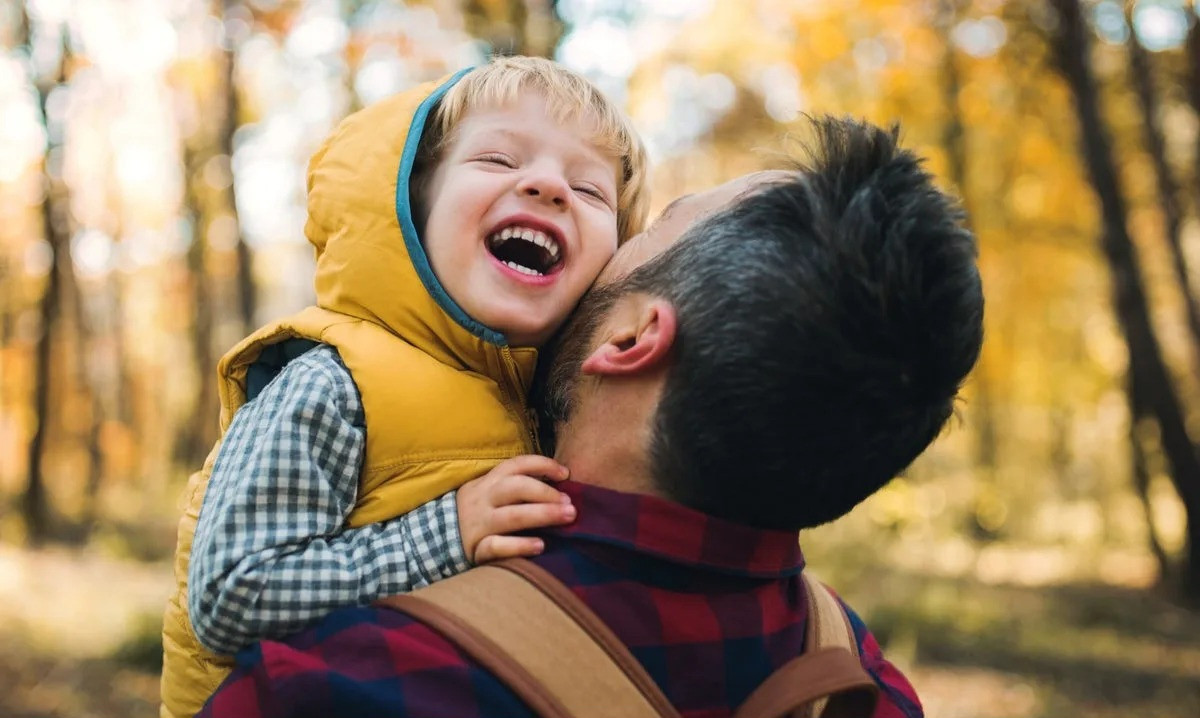 Uşaqlar danışmağa başlamazdan əvvəl yalanı öyrənirlər - Araşdırma
