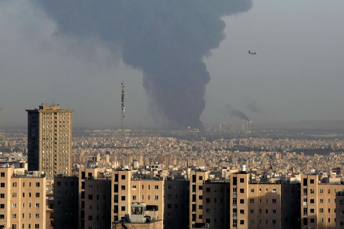 İsfahanda azı 6 güclü partlayış baş verdi