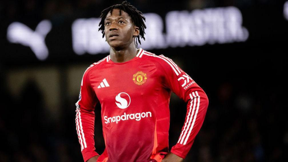 \"Mançester Yunayted\" bu futbolçu ilə yeni müqavilə bağlayır