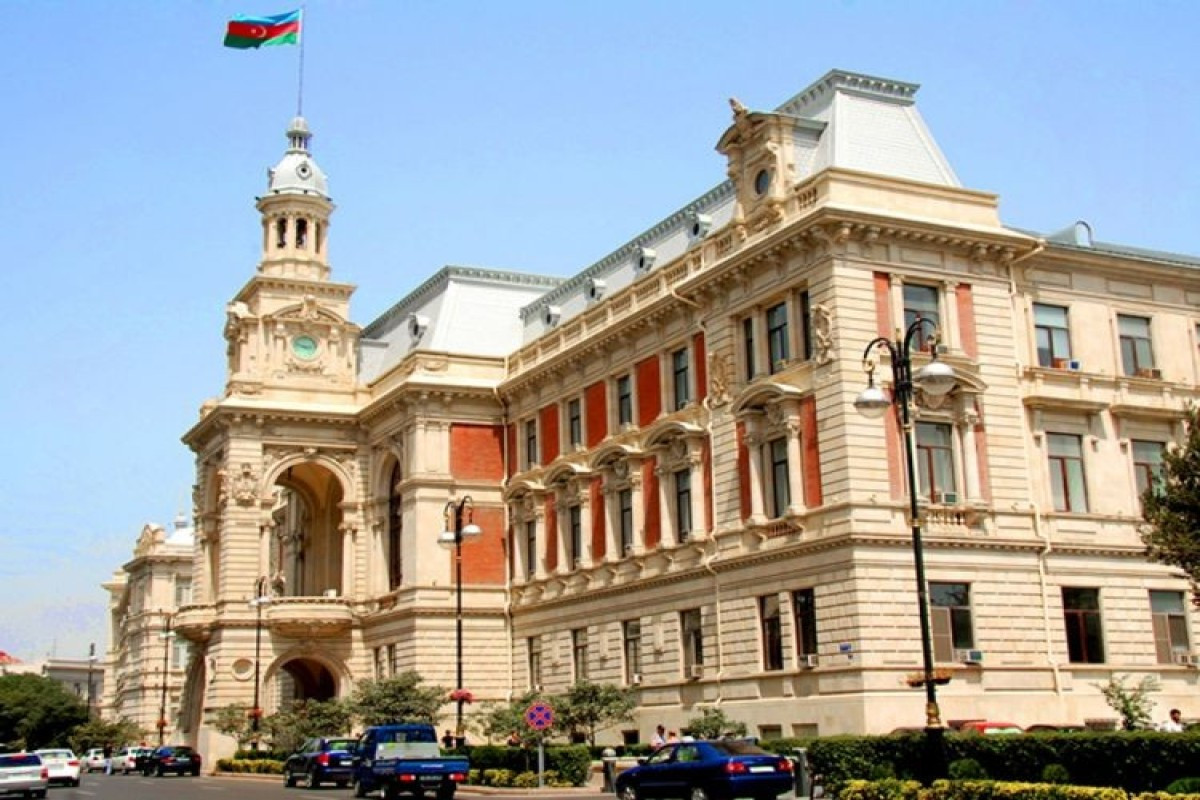 Bakıda yağışın fəsadları aradan qaldırılır