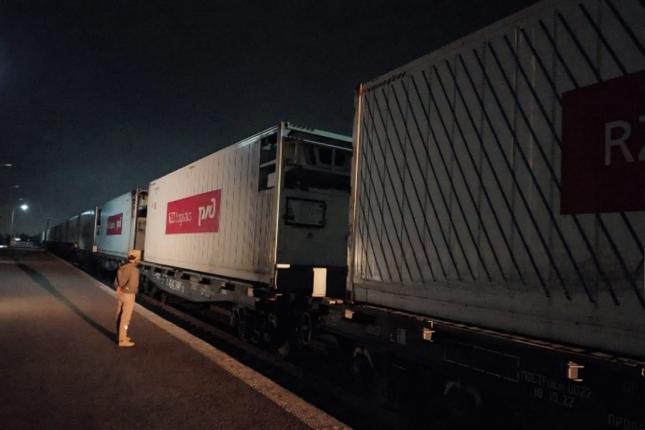 Rusiyadan İrana göndərilən humanitar yardım Astara stansiyasına çatıb - FOTO