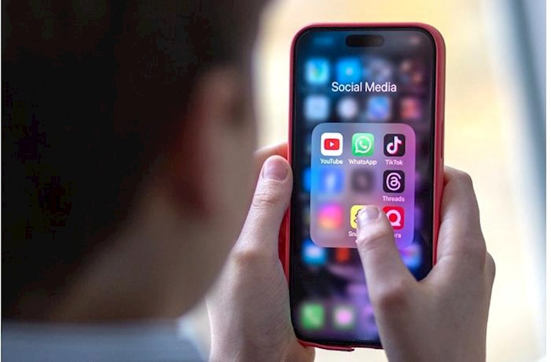 Bu ölkə uşaqlara sosial medianı qadağan etdi