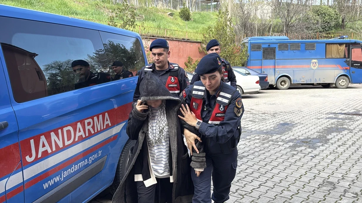 Mübahisə etdilər - Ərini tüfənglə öldürdü