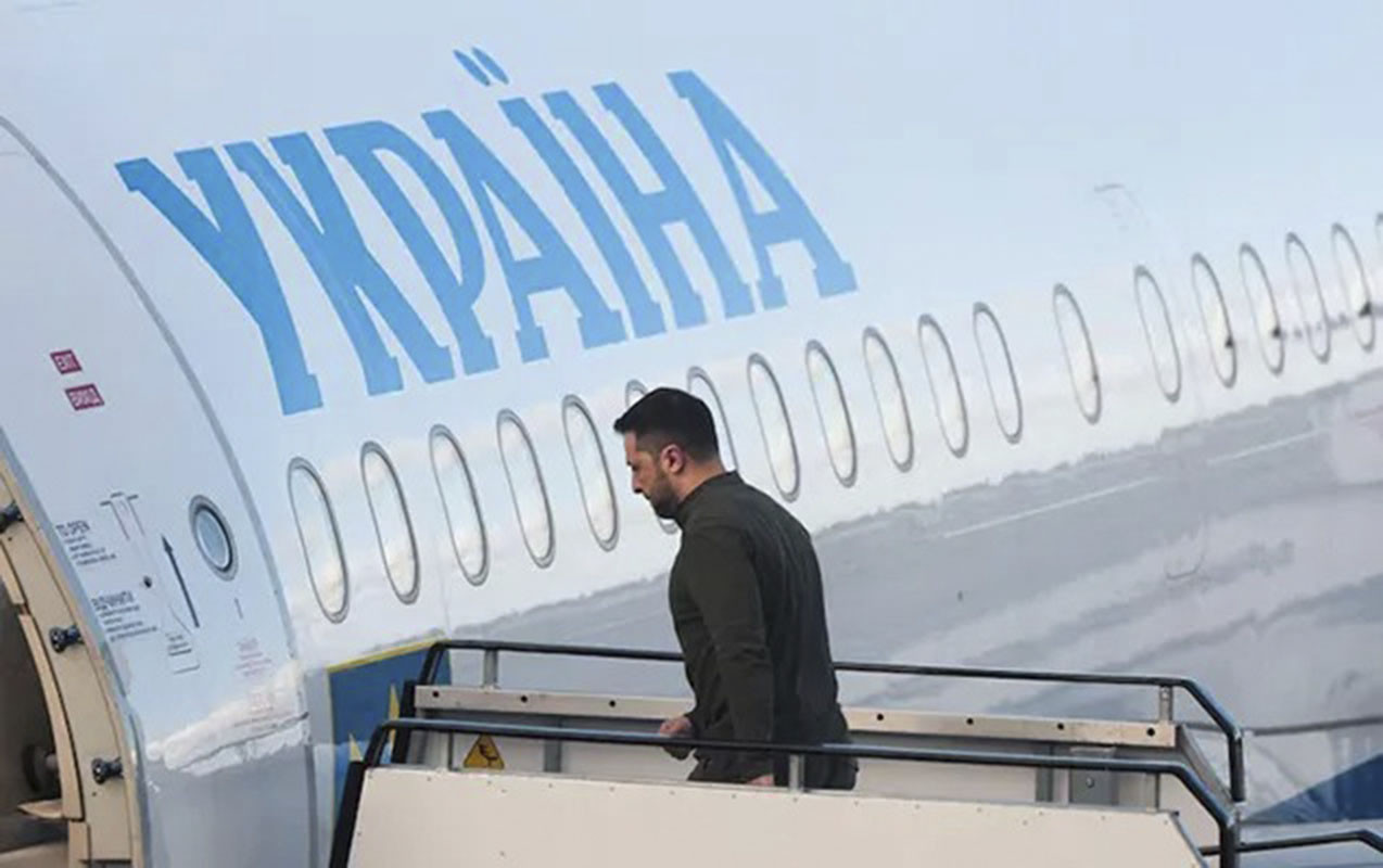 Zelenski Türkiyəyə getdi