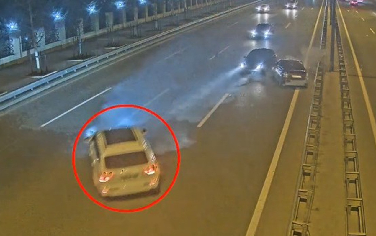 Aeroport yolundakı ağır qəzanın ANBAAN GÖRÜNTÜLƏRİ